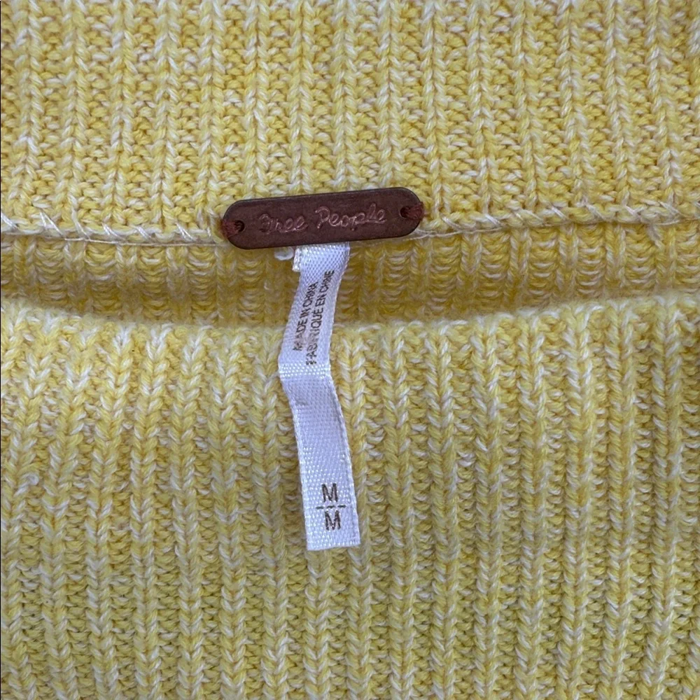 FREE PEOPLE Too Good Yellow Knit Pullover Sweater SIZE M